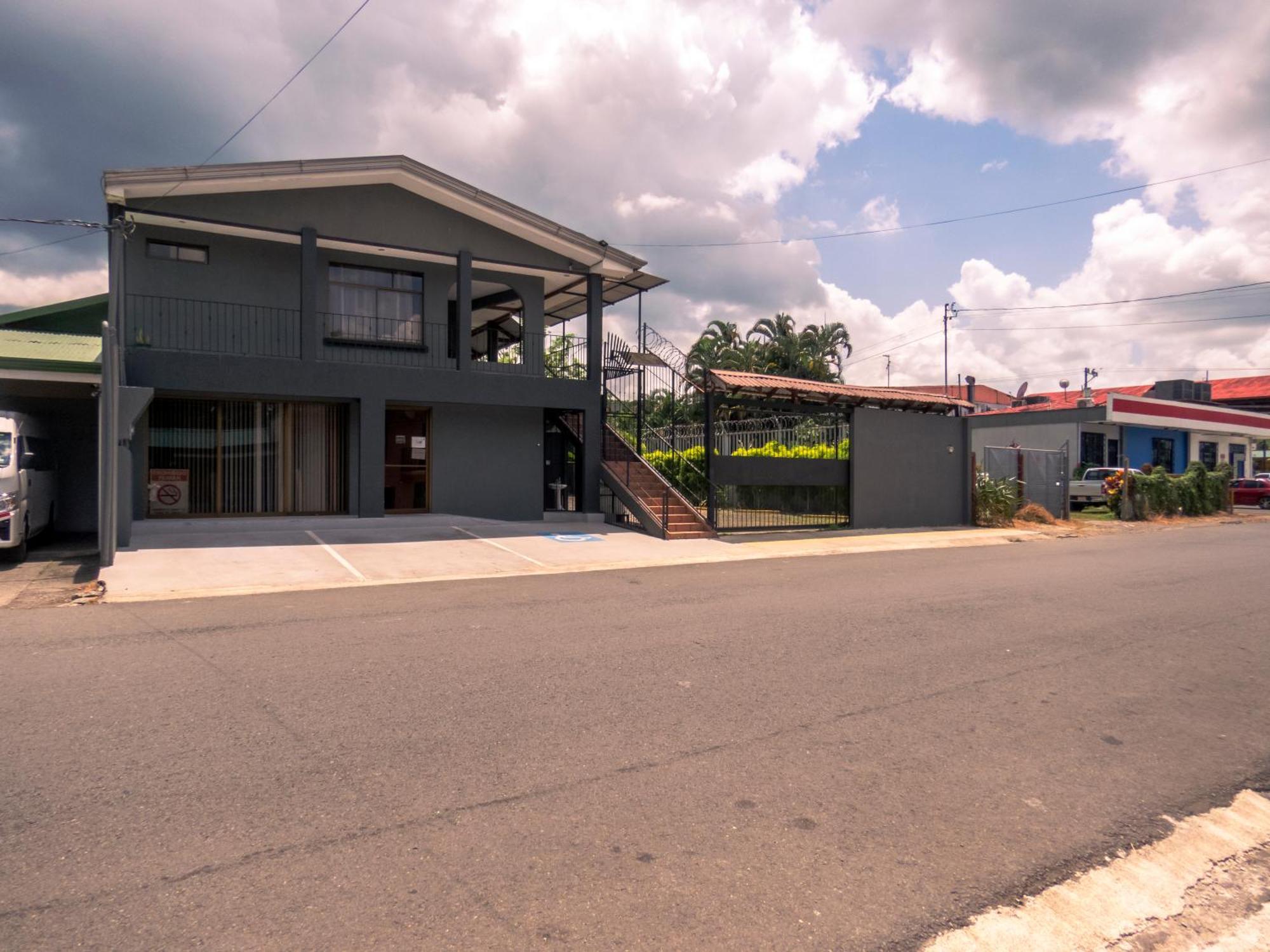 Coati Arenal Lodge La Fortuna Екстер'єр фото